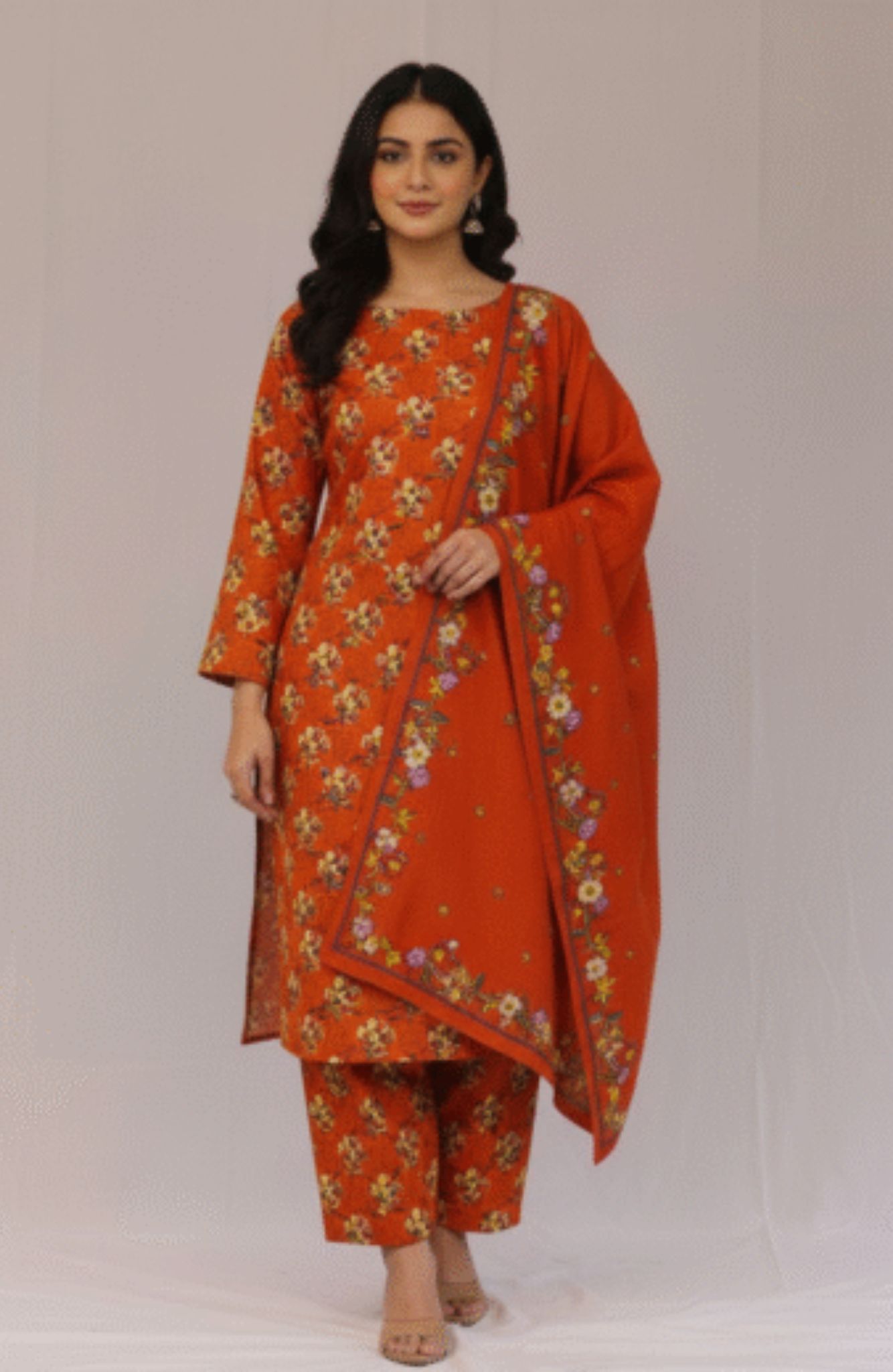 Silk Karandi- Unstitched 3pcs - D324 Silk Karandi- Unstitched 3pcs - D324
