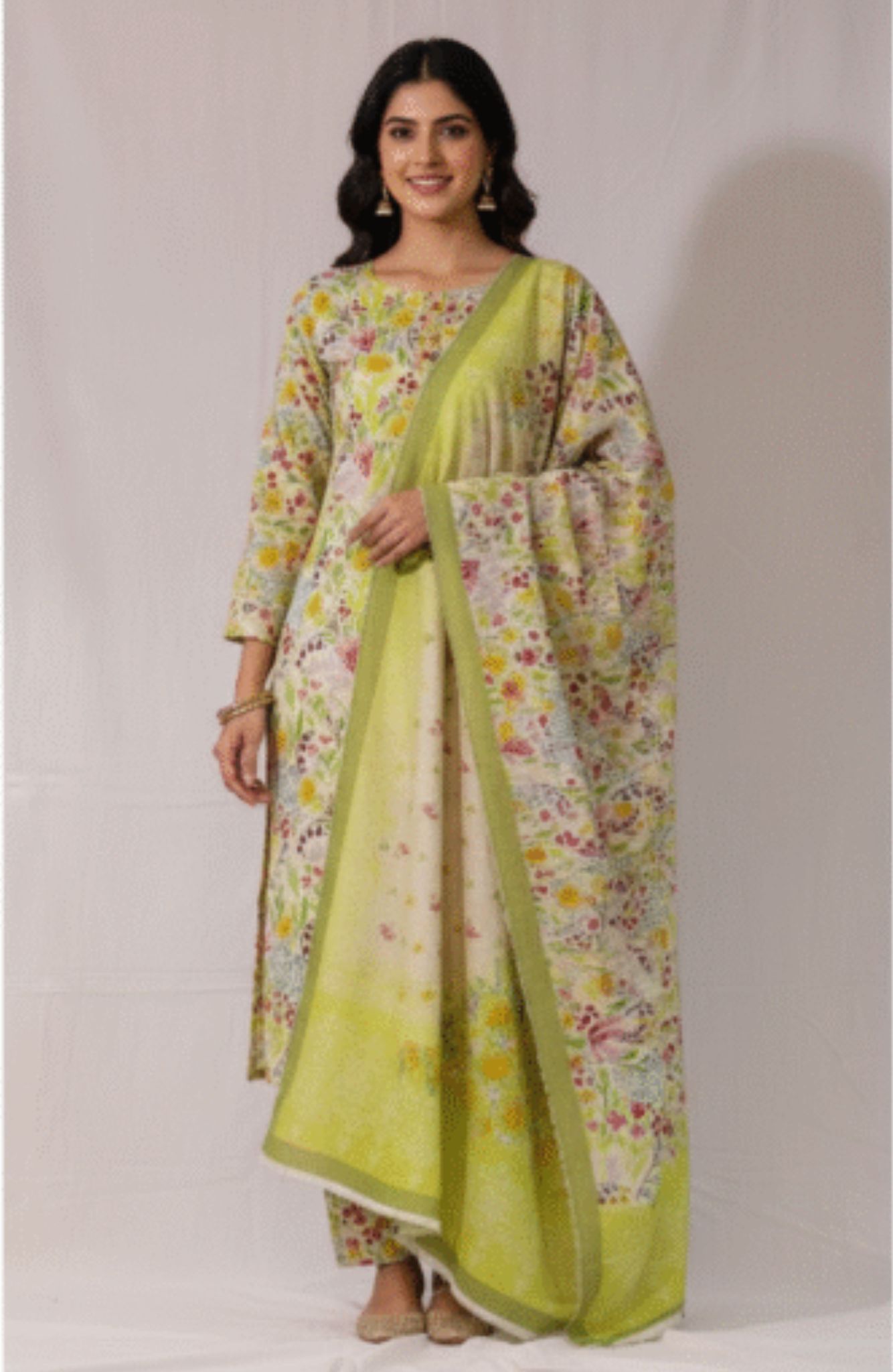 Silk Karandi - Unstitched 3pcs - D327 Silk Karandi - Unstitched 3pcs - D327