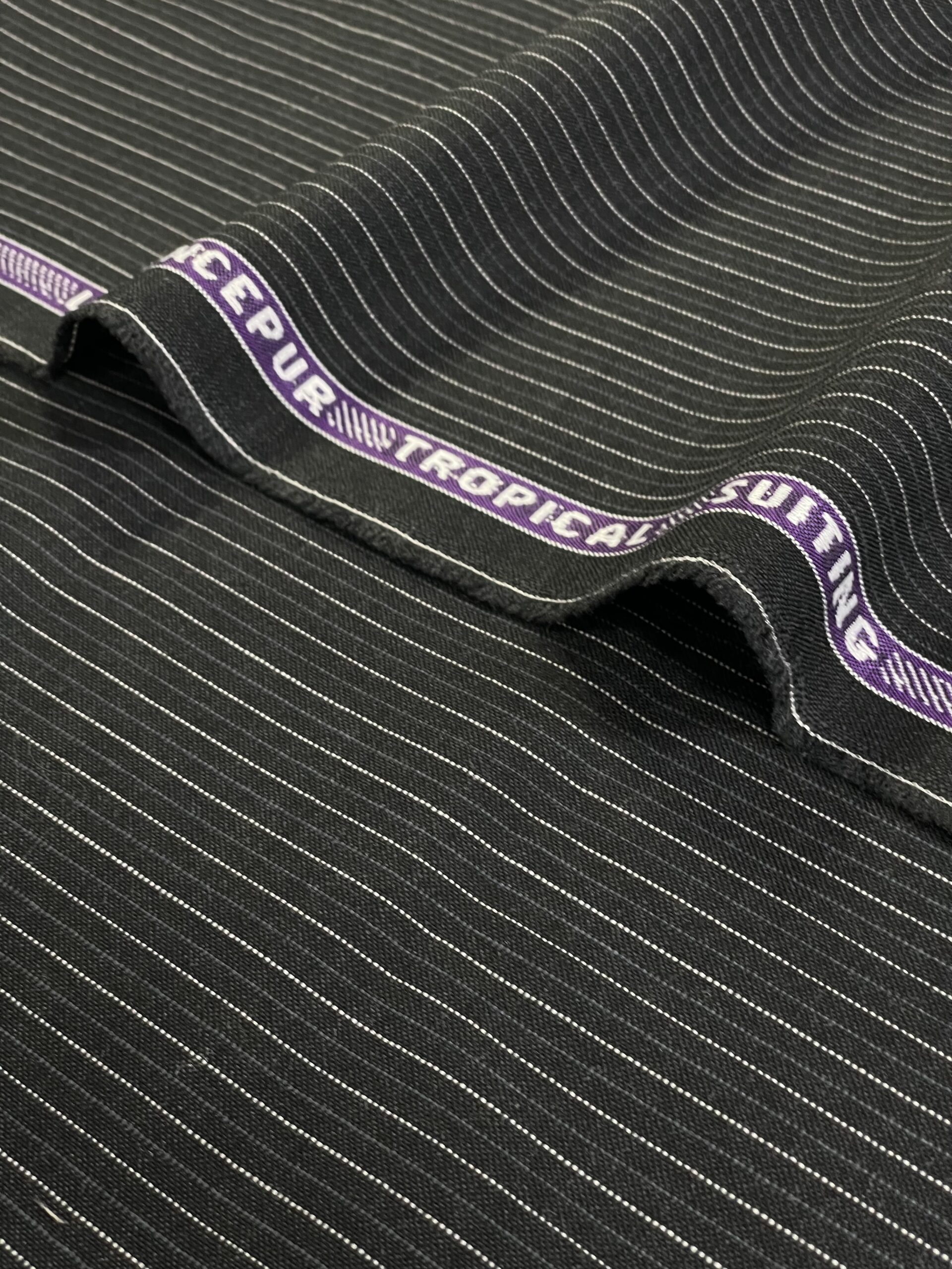 Lawrencepur - Tropical Suiting Fabric